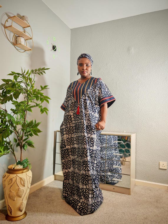 Handmade African Adire Boubou Kaftan, Nigerian Cotton Bubu
