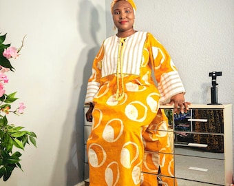 Handgefertigter Afrikanischer Adire Bubu Kaftan mit Schal. Längenverstellung möglich