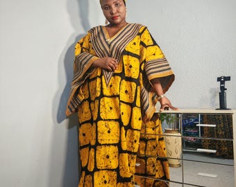 Handgefertigter Afrikanischer Adire Bubu Kaftan mit Schal. Längenverstellung möglich