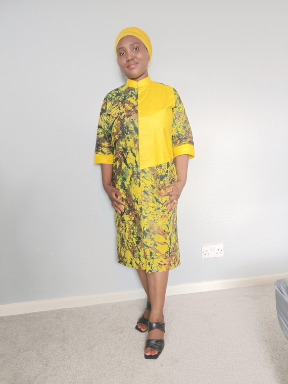 Handmade Adìrẹ Short Dress: Tie Dye African Fashion view 2