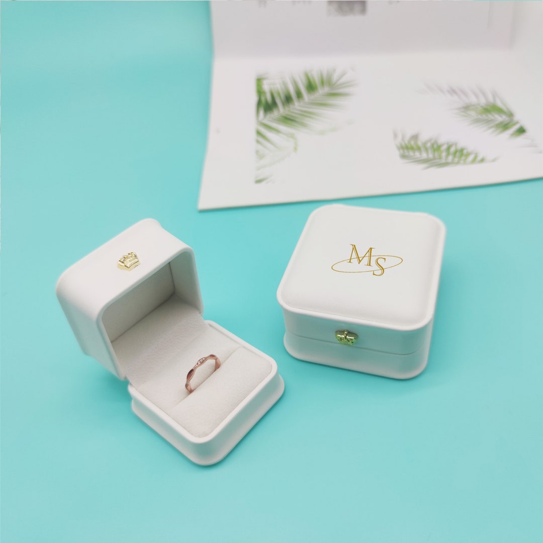 Personalized Jewelry Box PU Leather Crown White Custom Ring Box