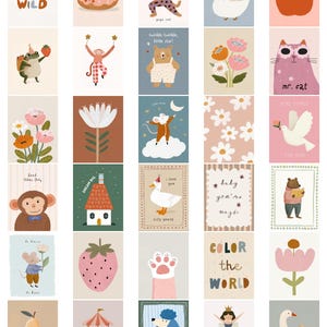 Pode incluir: Uma cole&ccedil;&atilde;o de impress&otilde;es de arte ilustradas com v&aacute;rios animais, alimentos e frases inspiradoras. As impress&otilde;es apresentam uma variedade de cores e designs, incluindo um donut, um sapo com um morango e um urso lendo um livro. O texto inclui "Born to be Wild".