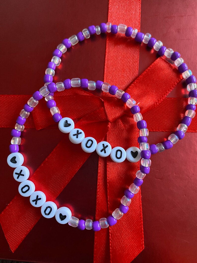 PURPLE XOXO W/ HEARTS Personalized Custom Beaded Name Bracelets Custom
