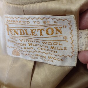 VTG 70s Pendleton 100% Virgin Wool Camel Cape Coat Arm Slits Satin Lined Sz 14 image 11