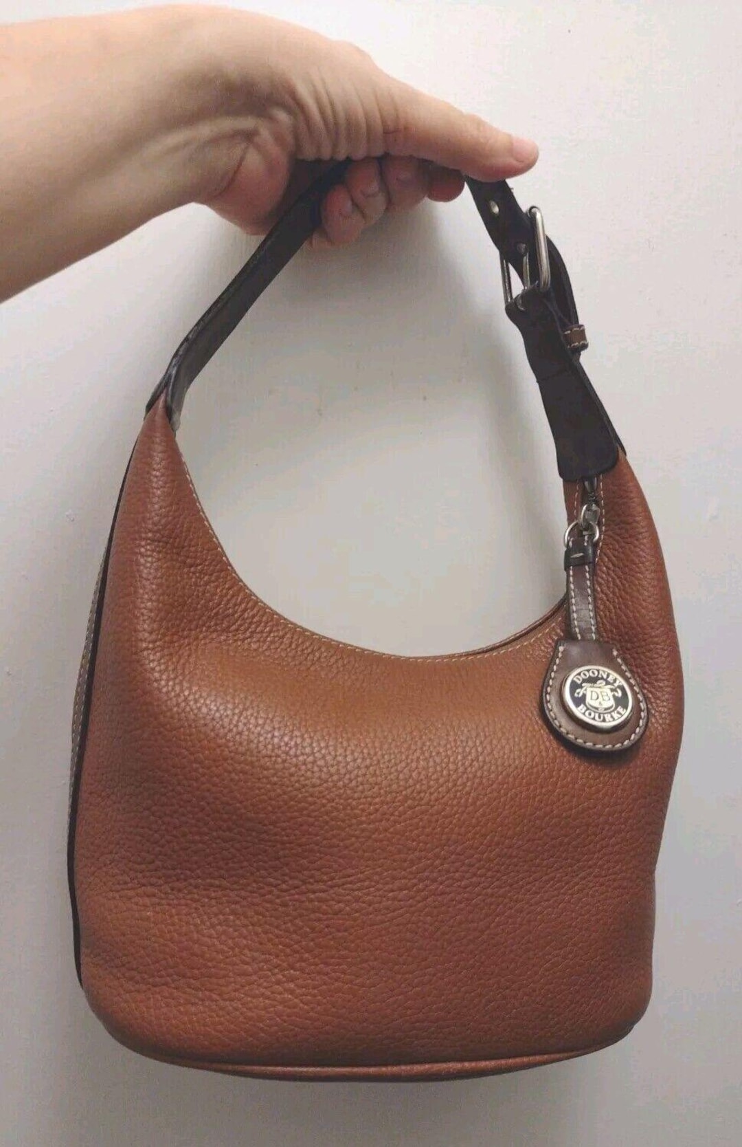Dooney & Bourke Borsa A Tracolla Pebble Grain Randy, Pelle Testurizzata, Dimensioni 24x10x28 Cm, Made In USA - 4