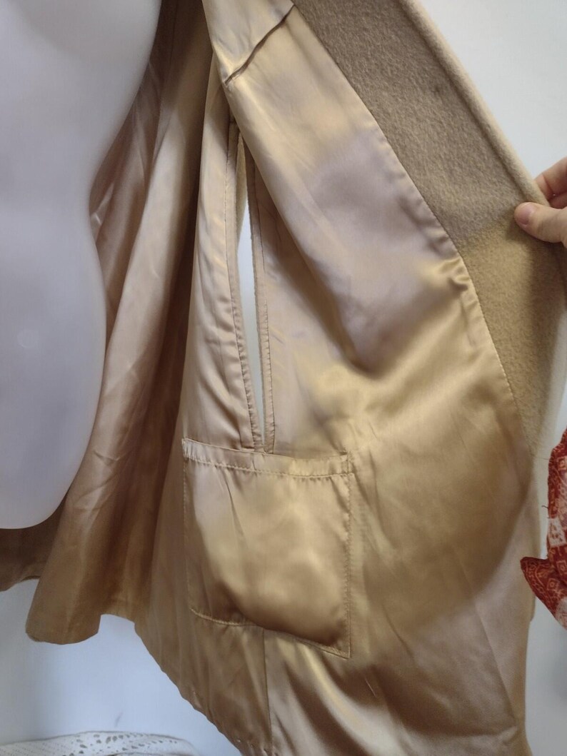 VTG 70s Pendleton 100% Virgin Wool Camel Cape Coat Arm Slits Satin Lined Sz 14 image 8