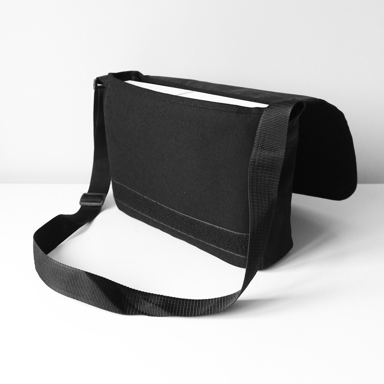 Kawaii Sanrio Kuromi Black Messenger Bag, Kawaii Black Messenger Bag, School Bag Etsy