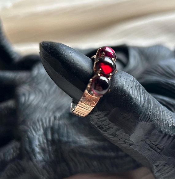 Garnet Trilogy Ring • Red Multi-Gemstone Ring • 1… - image 1