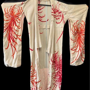 Vintage Japanese Kimono Mid Century Ivory & Red Floral