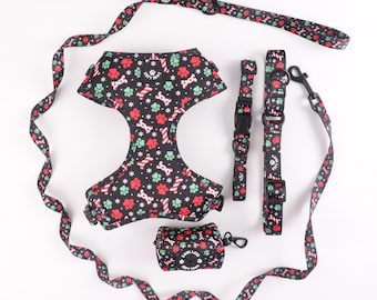 Christmas Dog Harness and Leash Set, Paw Prints Collar