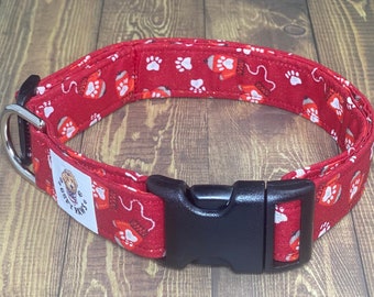 Christmas Paw Prints Dog Collar, Red Mittens Metallic Paws