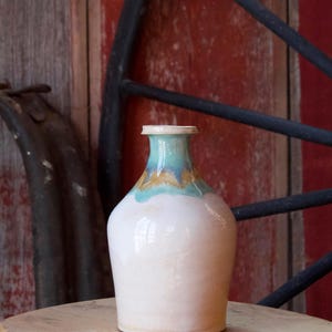 Handmade Neutral Ceramic Vase – Modern Stoneware Home Decor, 7.5&quot; Tall