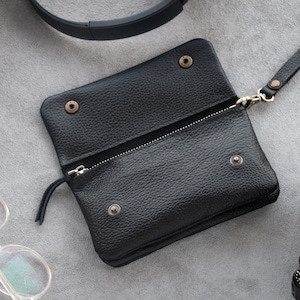 Cartera de cuero para mujer, cartera de mano de cuero, cartera de mujer personalizada, cartera larga con correa para la muñeca, regalo para ella, regalo de cuero