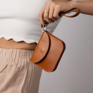 Cartera de mujer - Cartera pequeña de cuero para mujer - Cartera pequeña hecha a mano - Cartera de cuero con cierre de muñeca - Cartera de diseñador para mujer