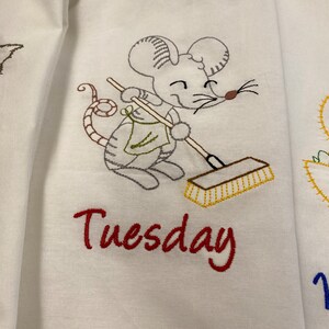 Chore Animals Days of the Week Flour Sack Tea Towels Set of 7, Vintage Embroidered Kitchen Dish Towels, Farmhouse Gift image 3