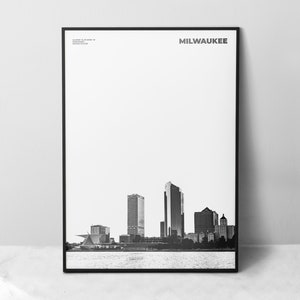 Milwaukee Print Black and White, Milwaukee Poster, Milwaukee Wall Art, Milwaukee Photo, Wisconsin Print