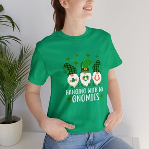 Hanging with my Gnomies St. Patrick&#39;s Day Unisex Jersey Short Sleeve Tee