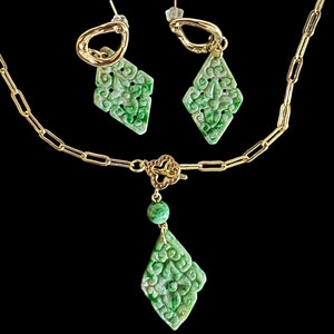 Unique Natural Jade Jewelry Set – Earrings & Necklace, Perfect Gift or Self-Care Treat
