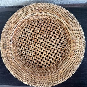 Handwoven Rattan Chargers | Rustic Round Placemats | Boho Farmhouse Table Decor | Eco-Friendly Wedding Tableware