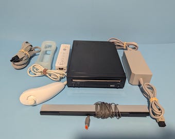 NINTENDO WII バンドル **説明を参照** 専門家による再生品 **コンソール|AVケーブル|電源ブリック|コントローラー**
