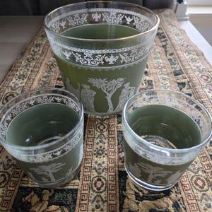 Vintage Wedgewood Greek style Ice Bucket Jeanette Glass cup set, Roman Greco Jasperware Barware