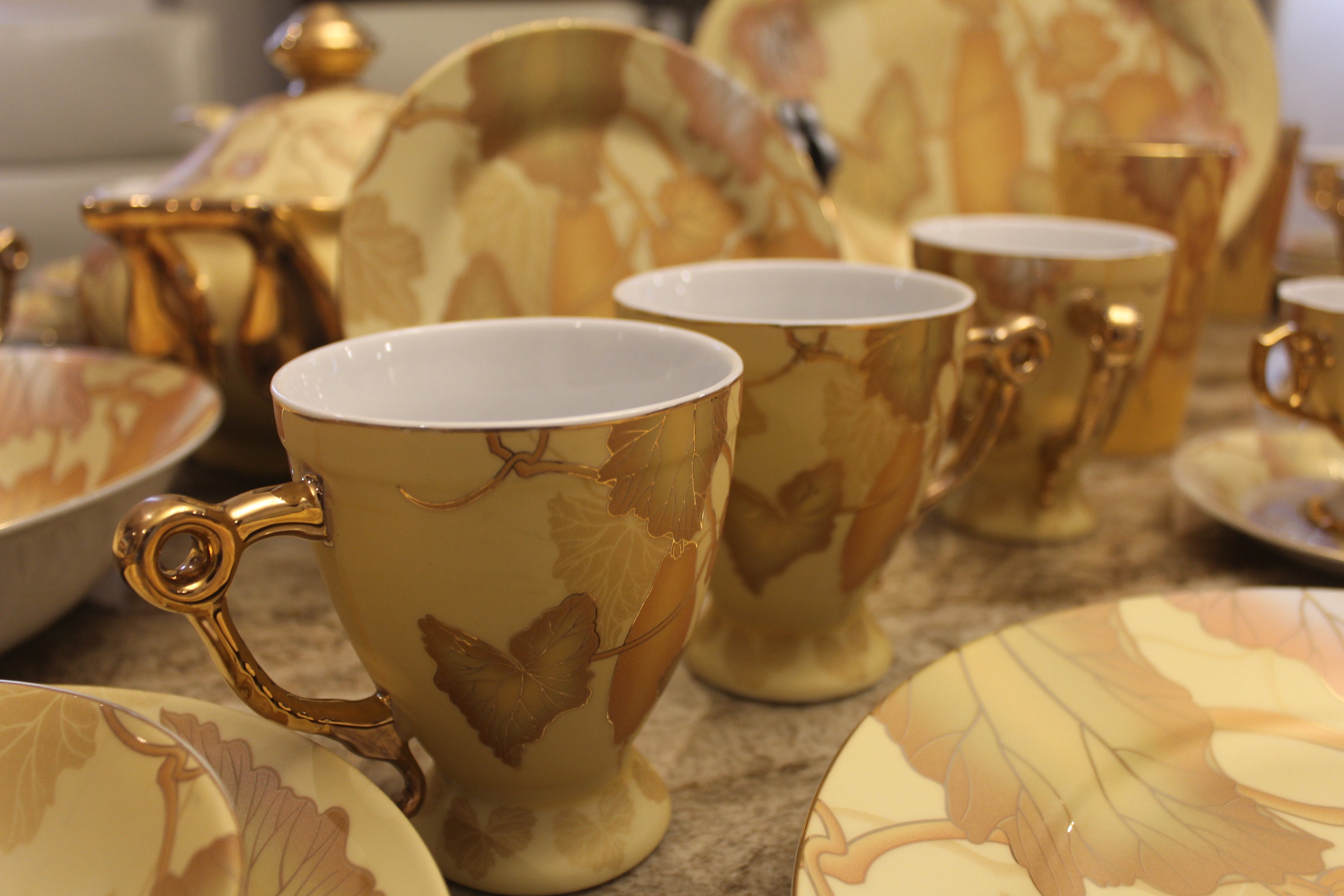 Vintage 24K Gold Collection, Yamasen Gold Collection Fine Porcelain, 78