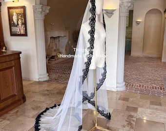 Black Beaded Lace Edge Bridal Veil, Mantilla Lace Wedding Veil, Chantilly Lace Veil, Church Wedding Veil, Scalloped Edge Veil, with Comb