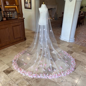 3d Pearl Flowers Veil Long Round Bridal Veil Pink Flower Wedding Veil, Boho Veil, Comb Veil, Cathedral Veil, Garden Wedding Veil