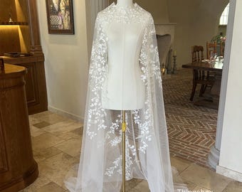 Ivory Lace Bridal Cape, Off-white Bridal Cape,Long Cape Train,Beach Wedding Shoulder Cape Veil, Wedding Dress Lace Cape