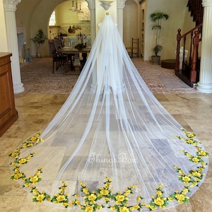 Gorgeous Yellow Flower Veil Bridal Veil with Comb, Green Leaves Lace Wedding Veil Bright Yellow,Cathedral Custom Veil Vintage Luxurious Veil