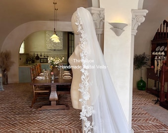 Véu de renda floral com pente, véu de noiva com acabamento em renda, véu catedral, véu floral para uso externo, renda em toda a volta.