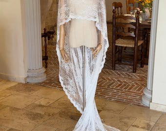 Capa de encaje para novias, capa para los hombros para bodas en la playa, eventos al aire libre, cubierta ligera para vestido. Capucha de boda.