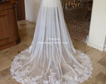 Botanical Lace Wedding Dress Train, Large Flower Lace Veil Train,Romantic Garden-Inspired Tulle Train Veil, Leaf embroidery veil, Custom