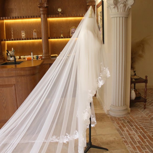 Velo de novia 2T Blusher con flores y encaje, bordado de tul floral, velo nupcial con encaje completo, estilo capilla/catedral, con peineta.