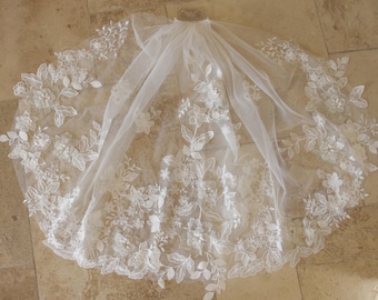 Véu de diamante curto floral renda cotovelo véu de casamento, véus de noiva curtos, véu de flor pente véu, véu de marfim ponta do dedo, véu de capela personalizado