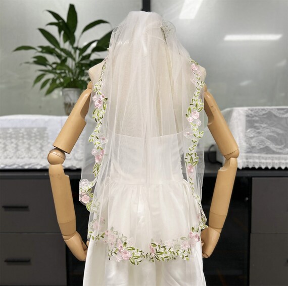 Floral Lace Short Wedding Veil Ursumy Bride Wedding Lace Veil Short Waist Veils 2 Tier Soft  main image 2