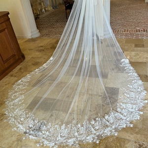 Flower wedding veil cathedral veil Boho wedding veil Chapel length floral veil lace edge bridal veil Celestial Flower Lace Embroidery Veil
