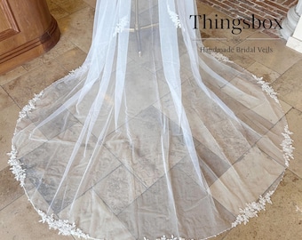 Delicate Floral Lace Bridal Veil,Sheer Tulle Veil with Comb, 98" 118" Chapel/Cathedral Veil Custom One layer Veil,Handmade beaded edge veil