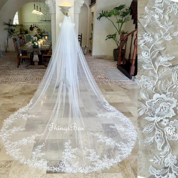 Wild Floral Lace Veil Long Chapel Veil Bridal Veil Flowers  display picture 1