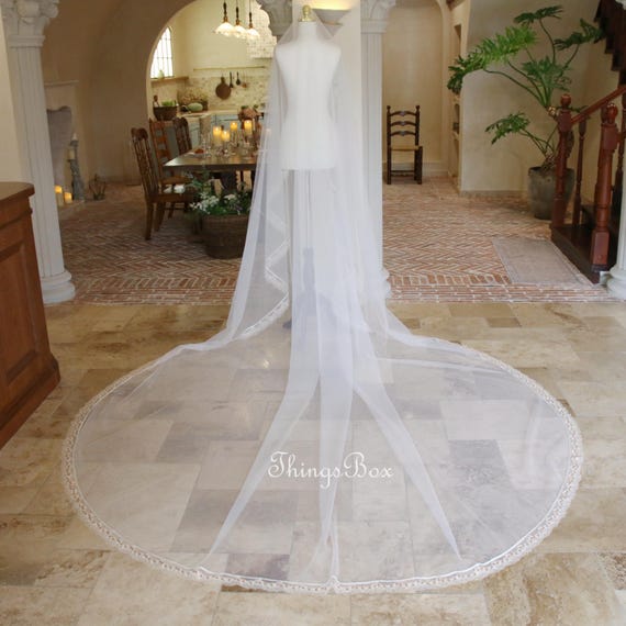 White custom Daisy floral edged bridal veil Wedding new White custom Daisy floral edged bridal veil Wedding new | eBay main image 3