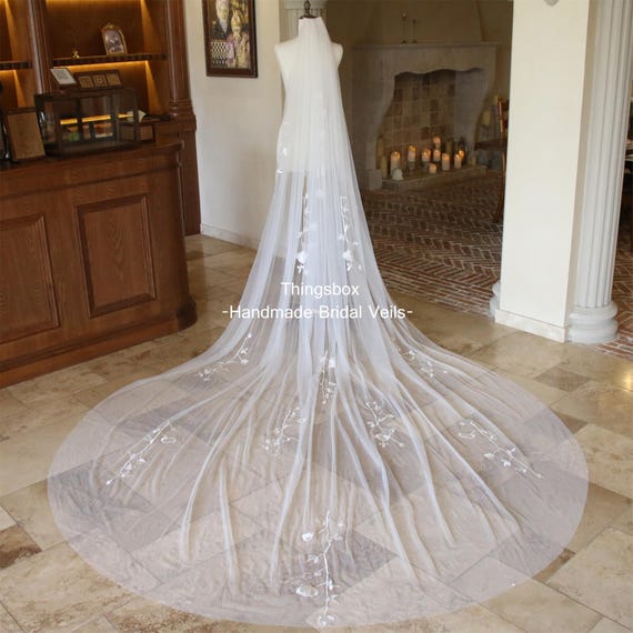 Twig Rose Lace Applique Bridal Wedding Veil Romantic Flower  display picture 3