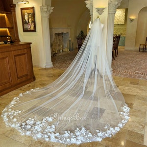 Cathedral veil, Wedding veil, Royal veil, Bridal veil with lace, Floral Lace, Veil with flower lace applique, Wedding veil with flower lace