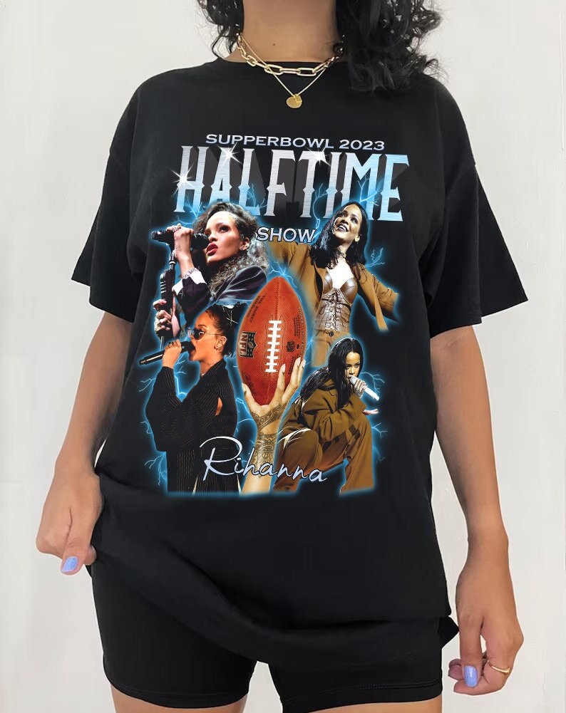 Discover Rihanna Supper Bowl Half Time 90S Vintage T-Shirt