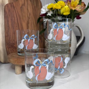 Vintage Goose Tumblers with Peach and Blue Ribbon – Set of 4 Small Drinking Glasses – 1980s Farmhouse Kitchenware, Old fashioned glass