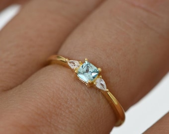 Aquamarine Dainty Ring, Gold Minimalist Ring, March Birthstone Ring, Sterling silver Ring,Thin Ring, Delicate Ring, Gemstone,Gift for Her