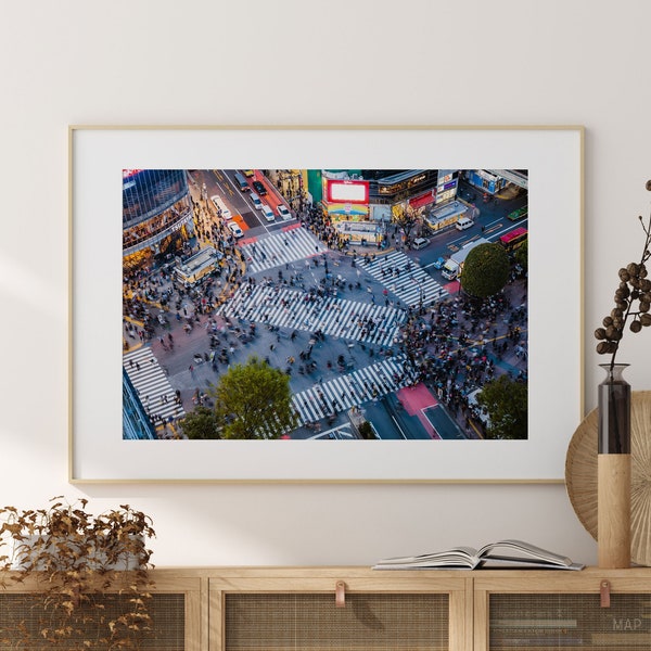 Tokio afdrukken | Japanse kunst aan de muur | Shibuya kruist stadsgezicht, luchtfoto | Ingelijste afdruk | Beeldende kunstfotografie, printcadeau