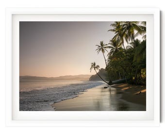 Stampa artistica di un tramonto sulla spiaggia: fotografia della costa del Costa Rica