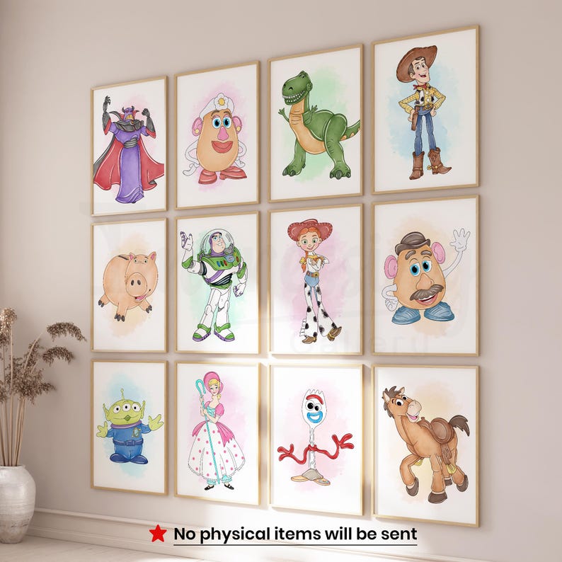 Peut inclure: Ensemble d'impressions d'art encadr&eacute;es avec des illustrations &agrave; l'aquarelle de personnages d'un film d'animation populaire. Les impressions sont affich&eacute;es sur un mur de couleur claire. Le texte en bas indique : "Aucun article physique ne sera envoy&eacute;."