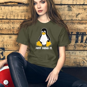 -shirt Linux | T-shirt unisexe Tux Penguin | Chemise JUST SUDO IT | Cadeau open source pour codeur, geek et programmeur