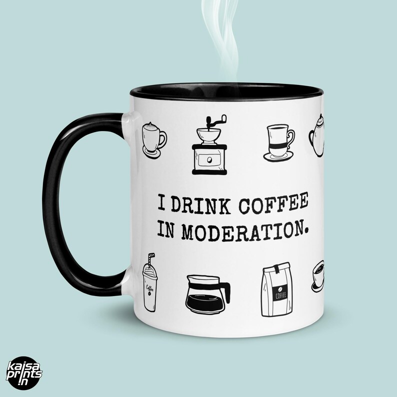 Grappige koffieverslaafde mok | Drink koffie met mate, slechts één kopje per keer – Mark Twain afbeelding 1